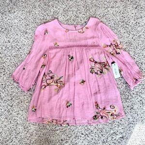 NWT Embroidered Floral Top